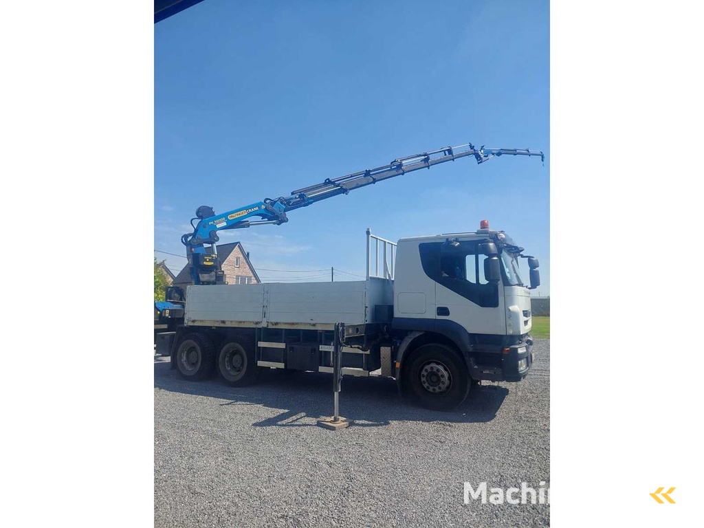 Iveco - Tractor - Truck - 2009 with Pallfinger crane