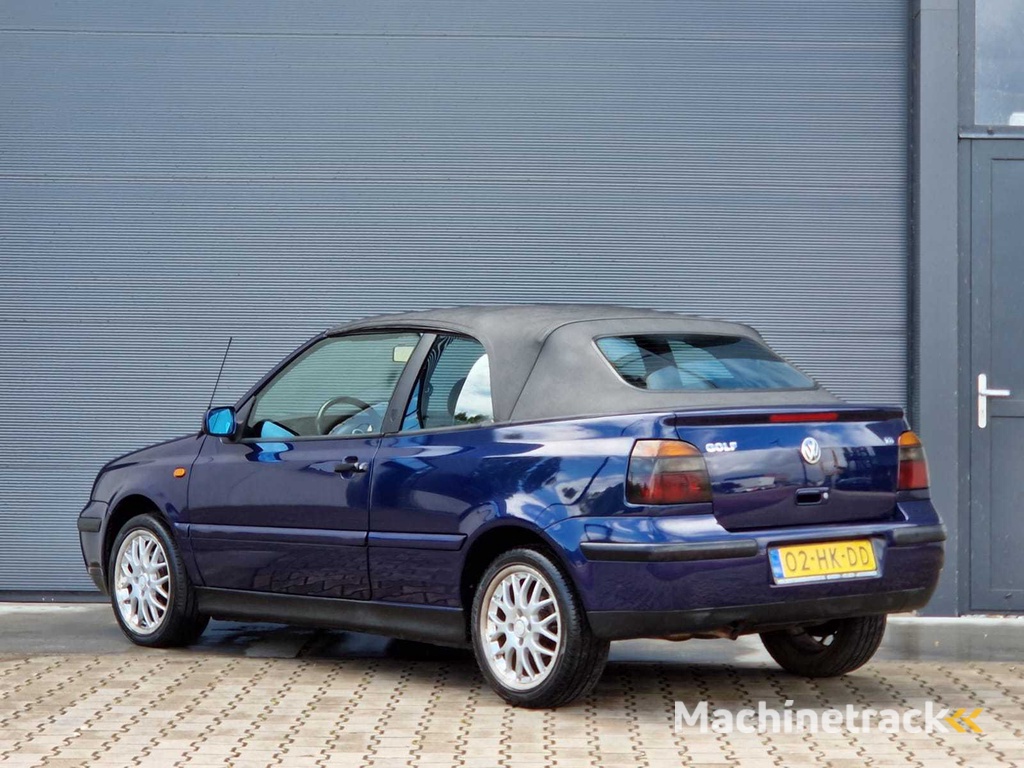 Volkswagen - 1999 - Golf Cabriolet - 59500km - 1.8 Trendline - 02-HK-DD