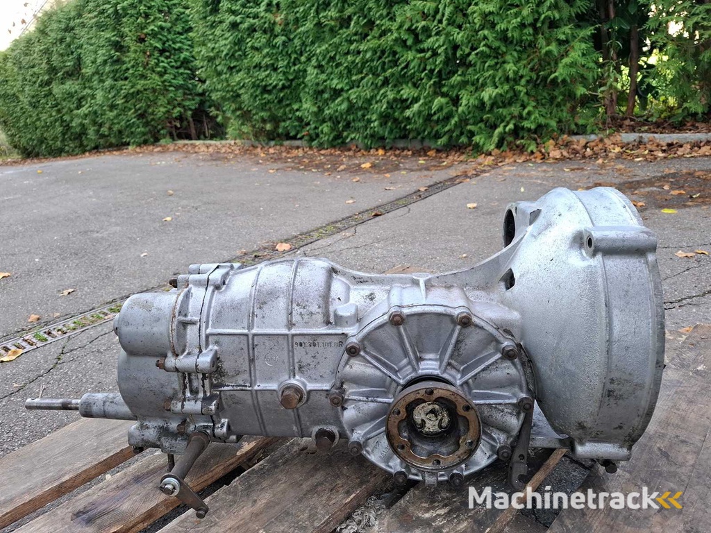 Porsche - 966 - Gearbox