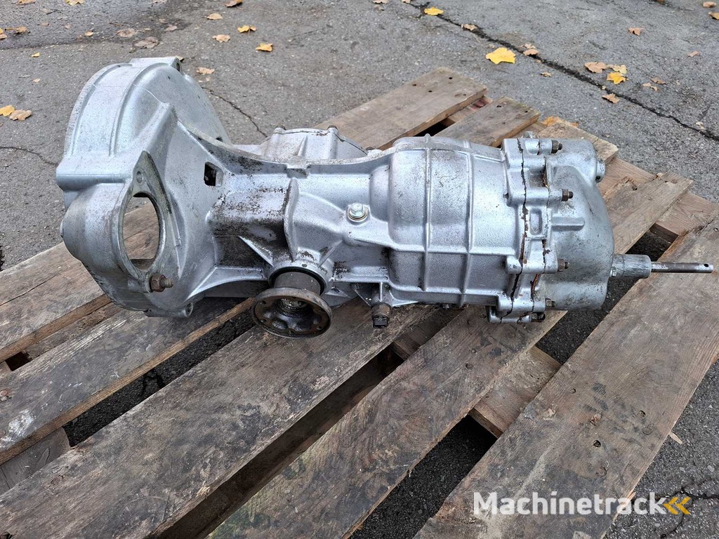 Porsche - 966 - Gearbox