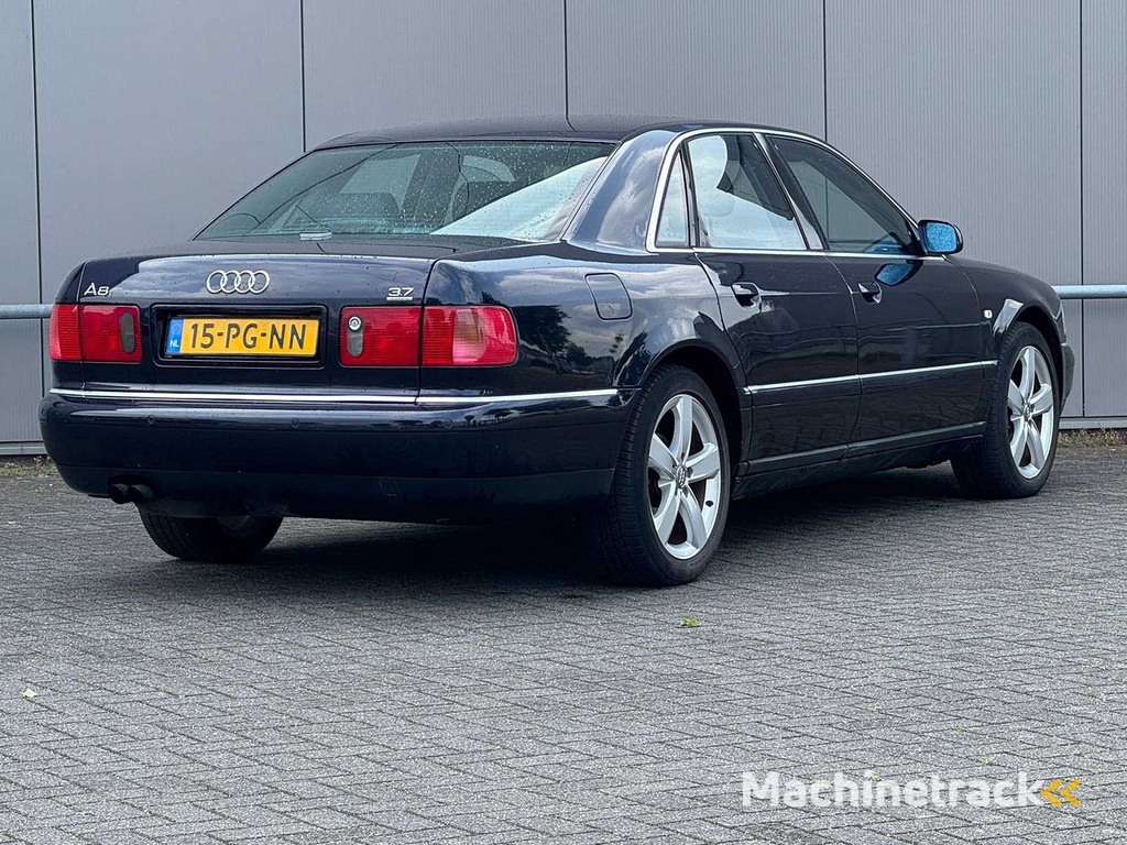 Audi - 2001 - A8 - 3.7 5V quattro - 15-PG-NN