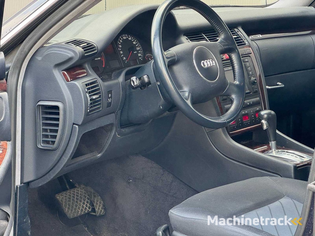 Audi - 2001 - A8 - 3.7 5V quattro - 15-PG-NN