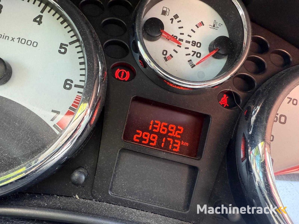 Peugeot - 2008 - 207 - 1.6 VTi XS Paket - 02-GJD-7