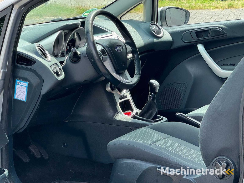 Ford - 2010 - Fiesta - 1.6 TDCi Ghia - Z-315-BT