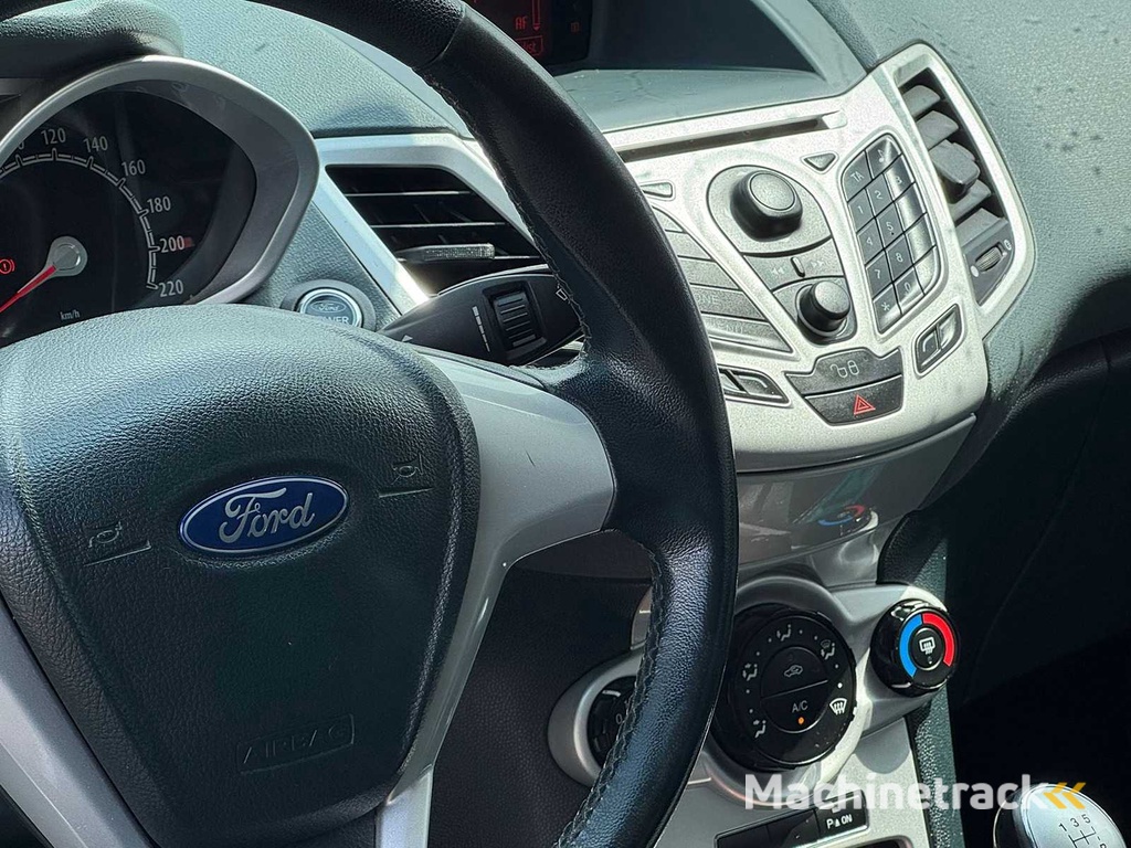 Ford - 2010 - Fiesta - 1.6 TDCi Ghia - Z-315-BT