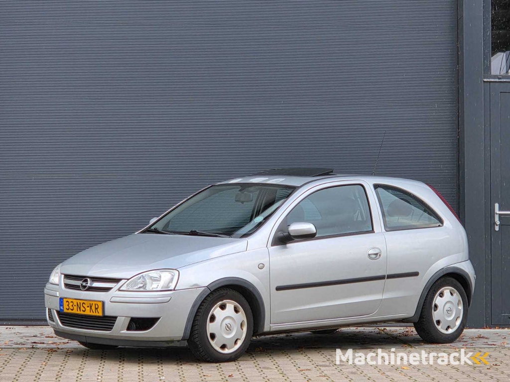 Opel - 2004 - Corsa - 1.0-12V Enjoy - 33-NS-KR - Automatik