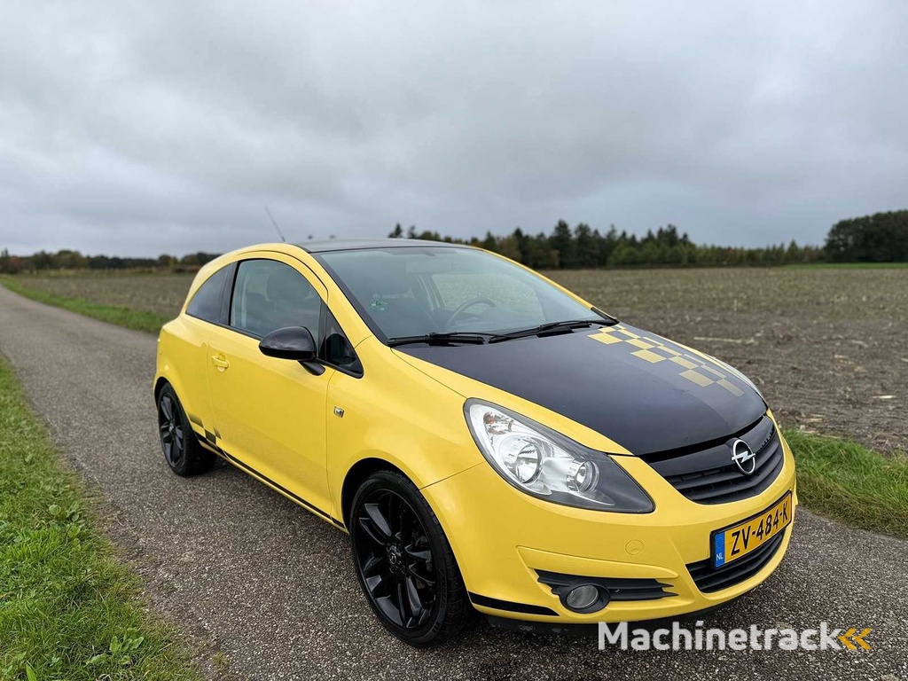 Opel - 2010 - Corsa - 1.4-16V Cosmo - ZV-484-K