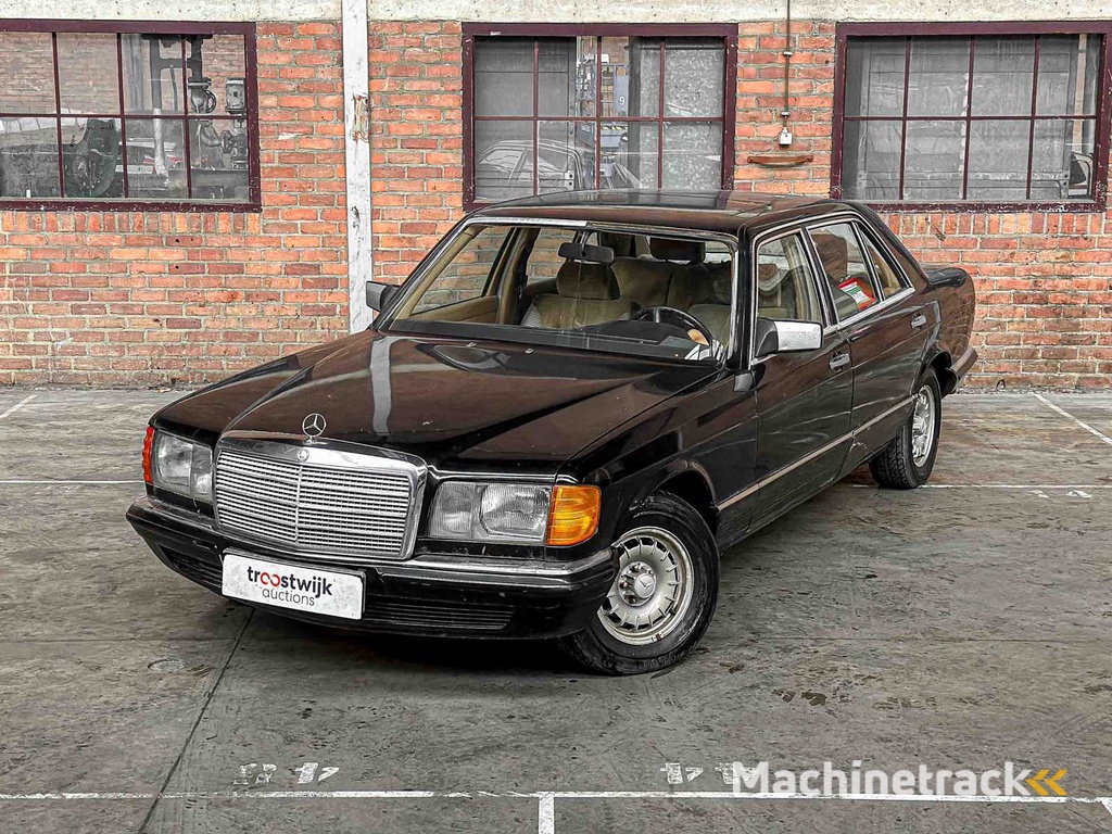 Mercedes-Benz 280 SEL