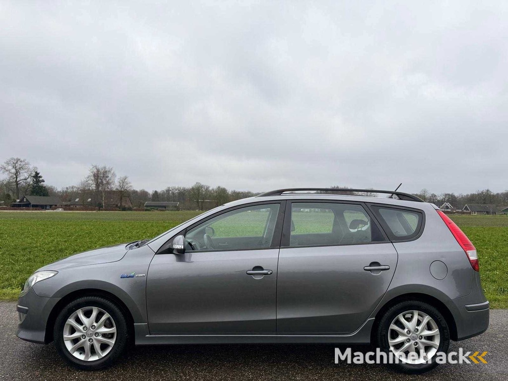 Hyundai - i30 CW - 1.4i i-Motion Bns. - 57-SHL-4 - 2011