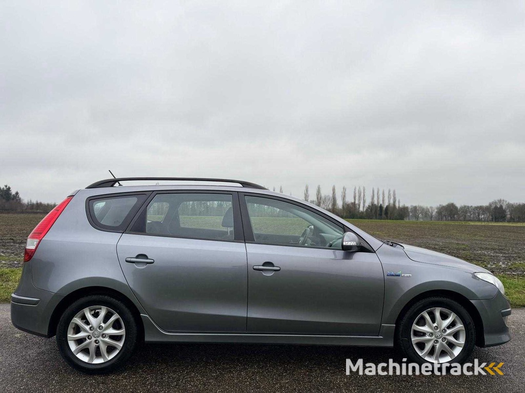 Hyundai - i30 CW - 1.4i i-Motion Bns. - 57-SHL-4 - 2011