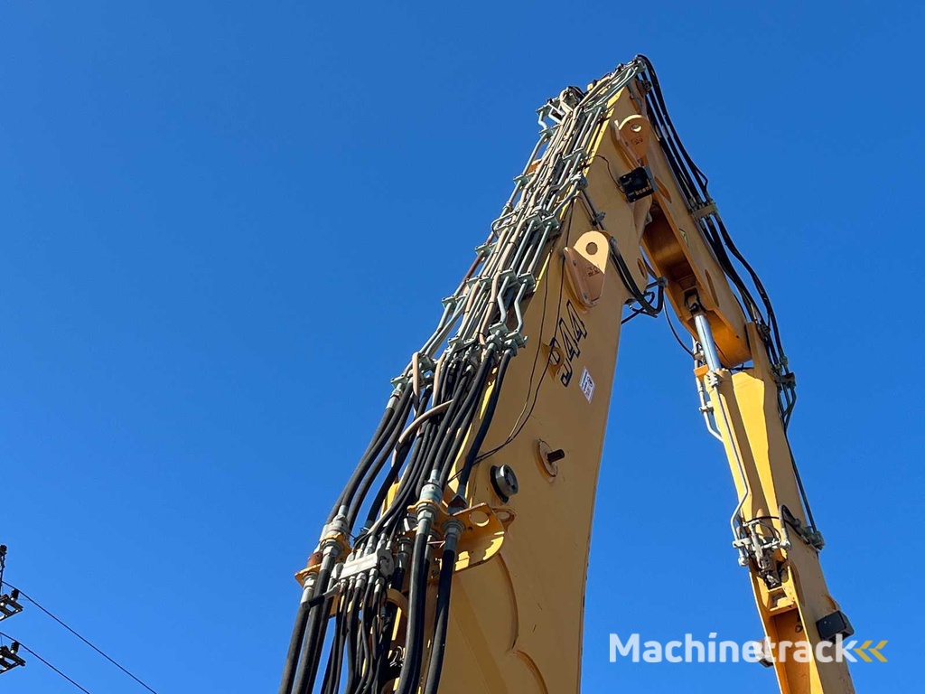 LIEBHERR - R944 BVHHD - Tracked Excavator