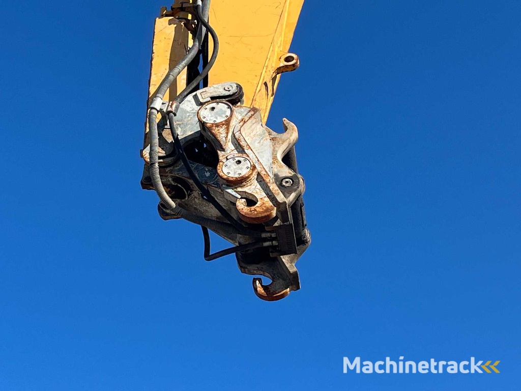 LIEBHERR - R944 BVHHD - Tracked Excavator