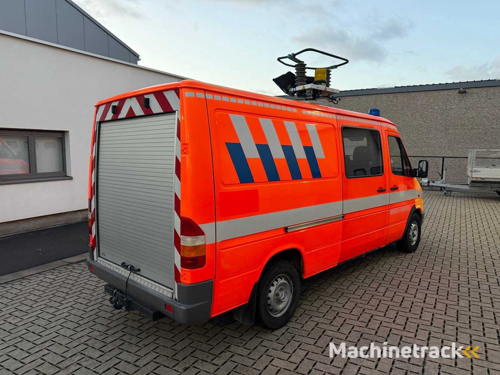 MERCEDES - 2000 - 312 D - Feuerwehrauto