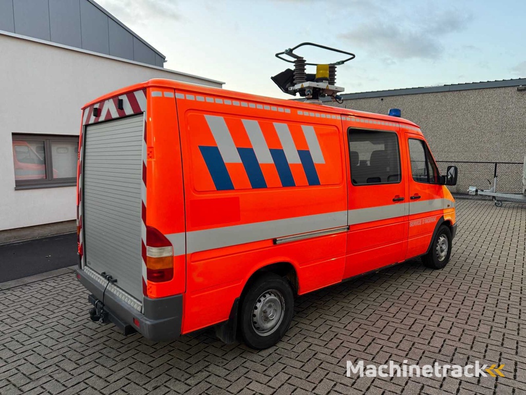 MERCEDES - 2000 - 312 D - Feuerwehrauto