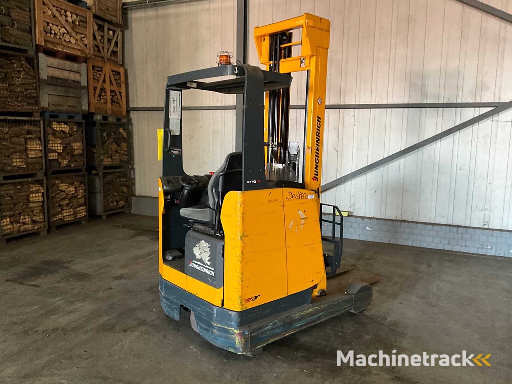 Jungheinrich - 2003 - ETV214 - Reach truck