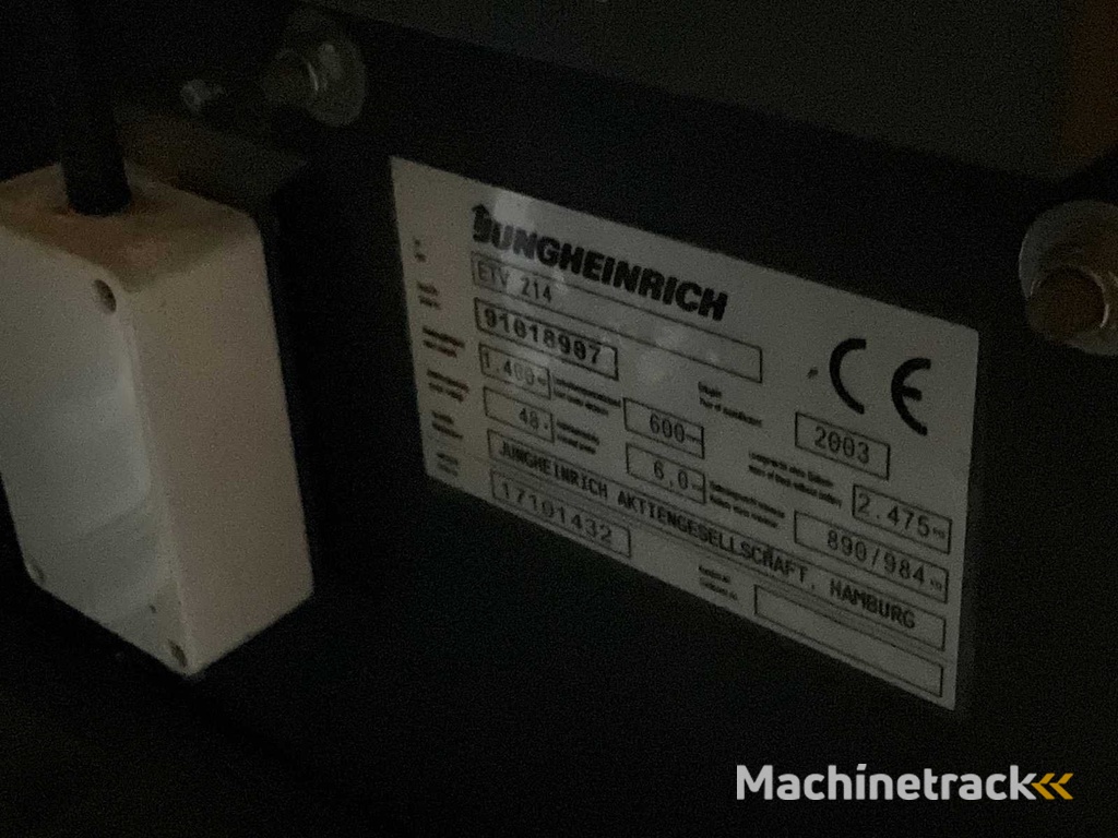 Jungheinrich - 2003 - ETV214 - Reach truck