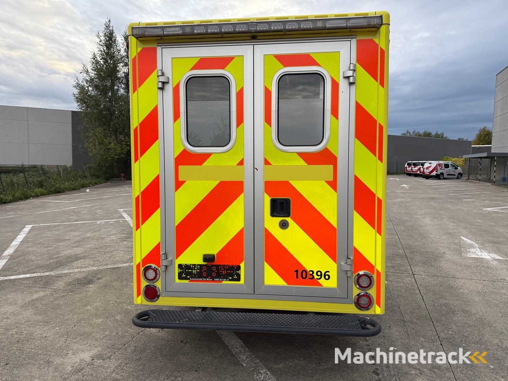 MERCEDES - 2016 - SPRINTER - Ambulance