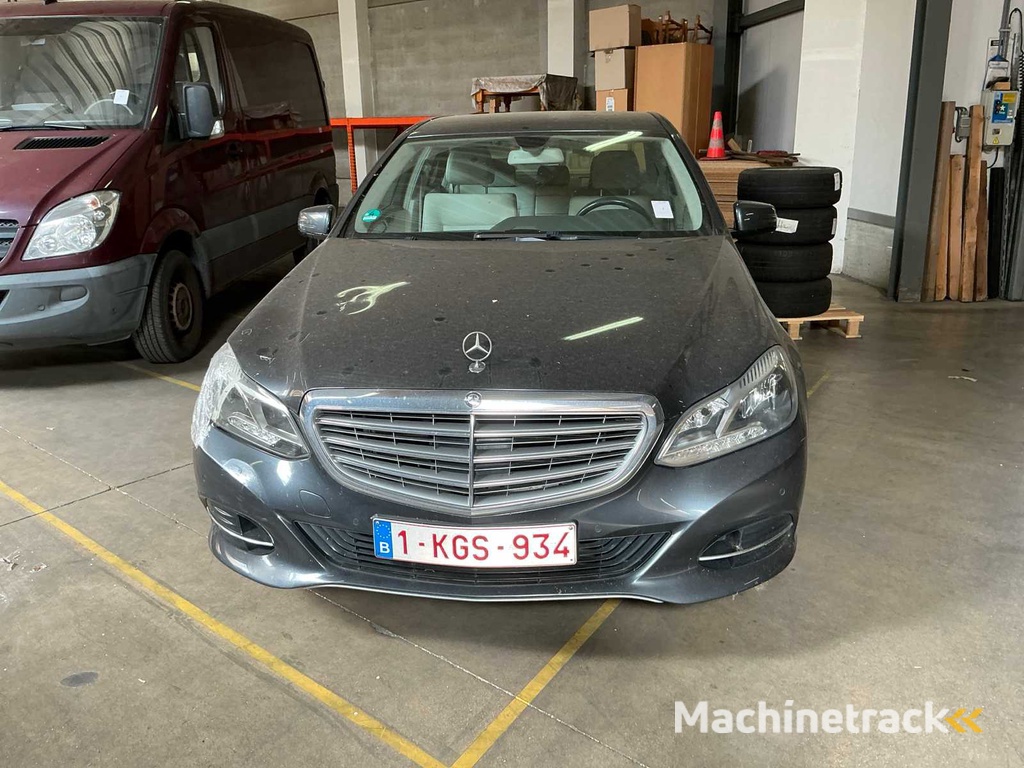 Mercedes-Benz E220 Pkw