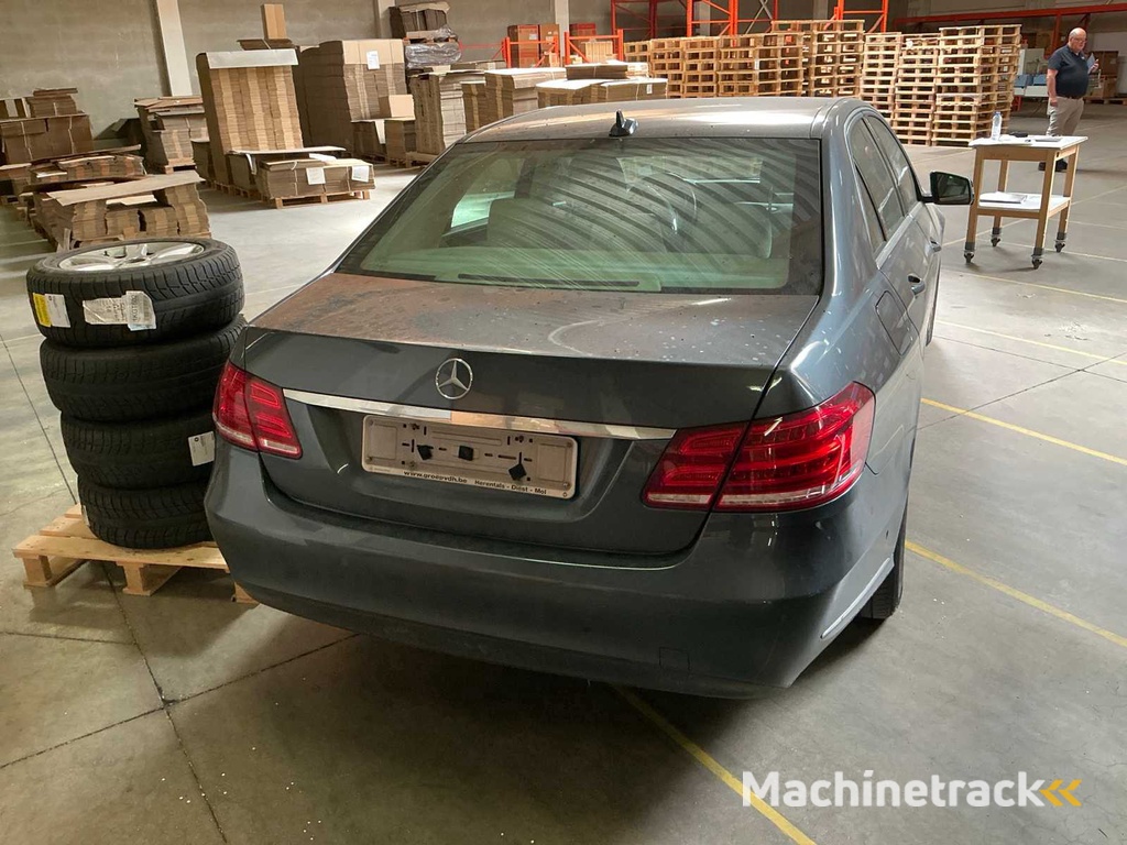 Mercedes-Benz E220 Pkw