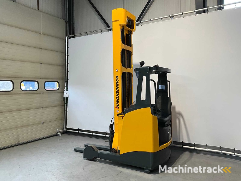 Jungheinrich ETV 320 Reach truck, side-shift, hydraulisch verstelbare lepels, free-lift