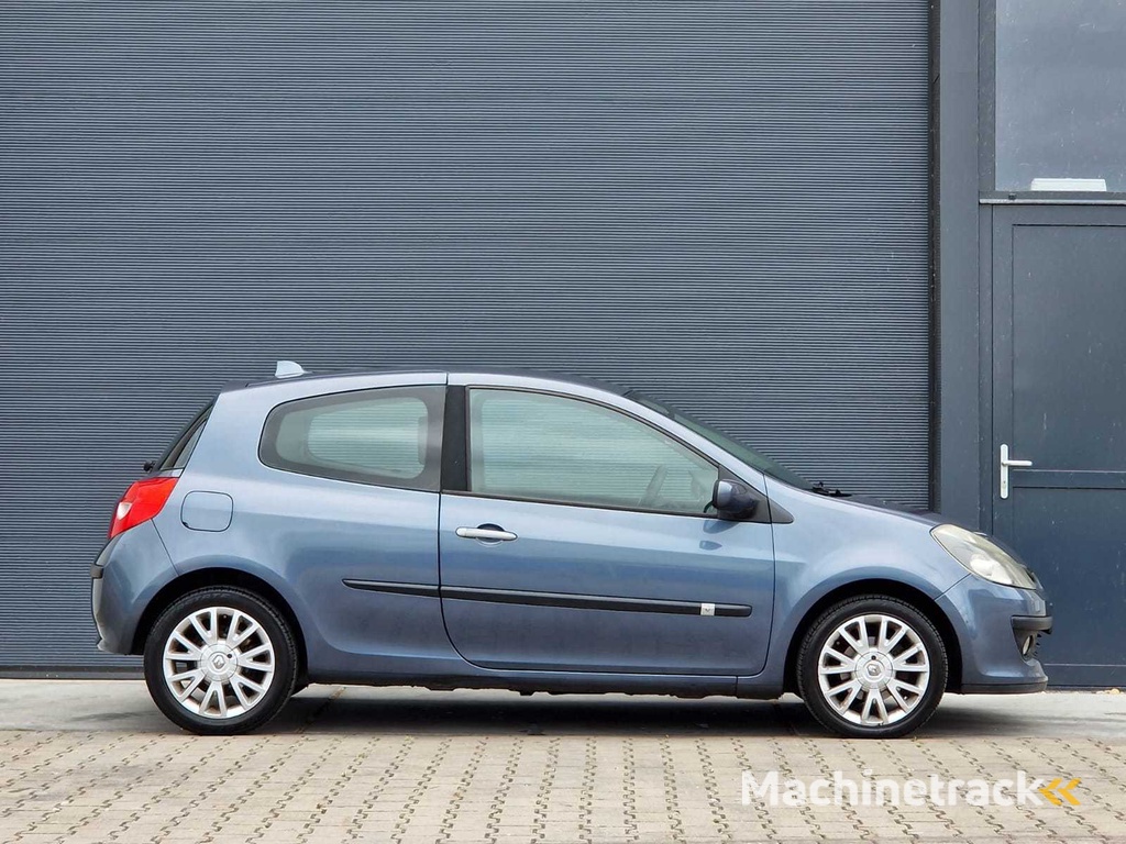 Renault - 2006 - Clio - 1.4-16V Dynam.Luxe - 47-TD-PL