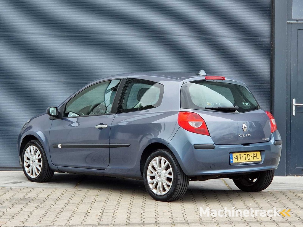 Renault - 2006 - Clio - 1.4-16V Dynam.Luxe - 47-TD-PL