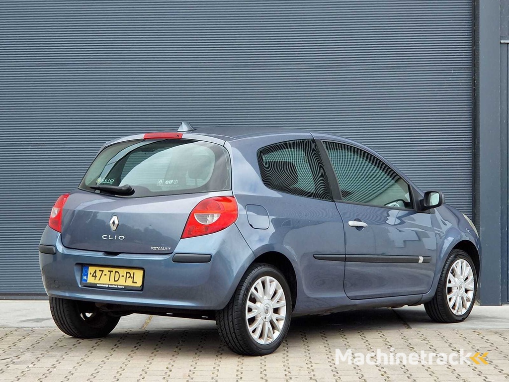 Renault - 2006 - Clio - 1.4-16V Dynam.Luxe - 47-TD-PL