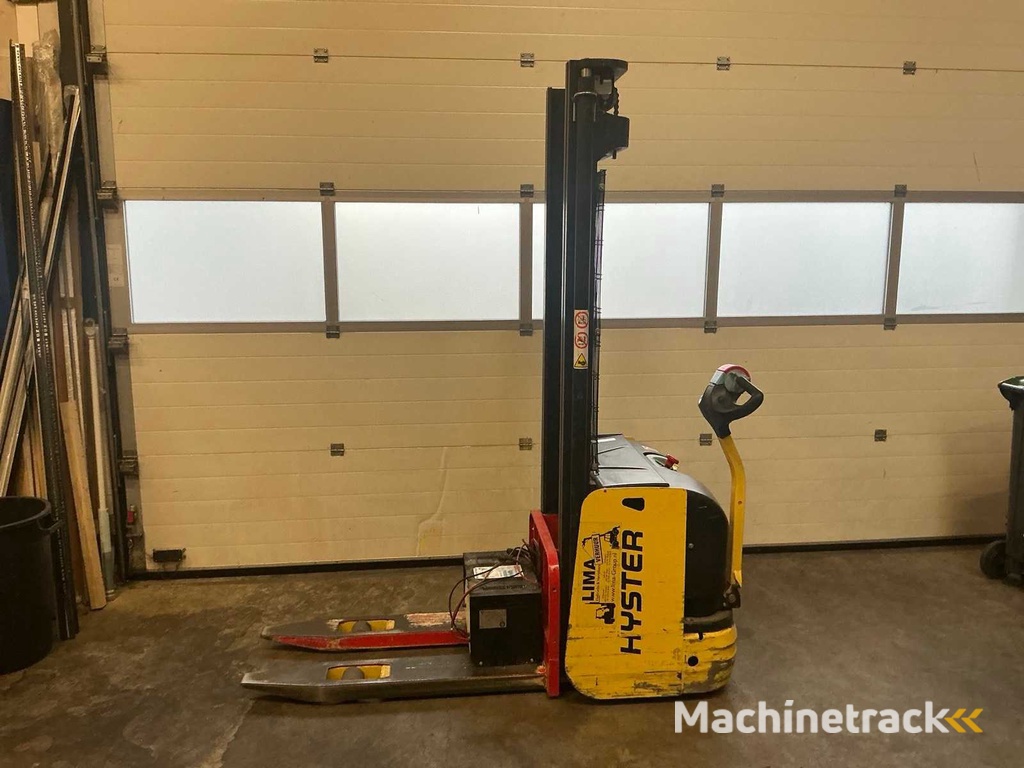 2000 Hyster S1.2-38 Stapelaar