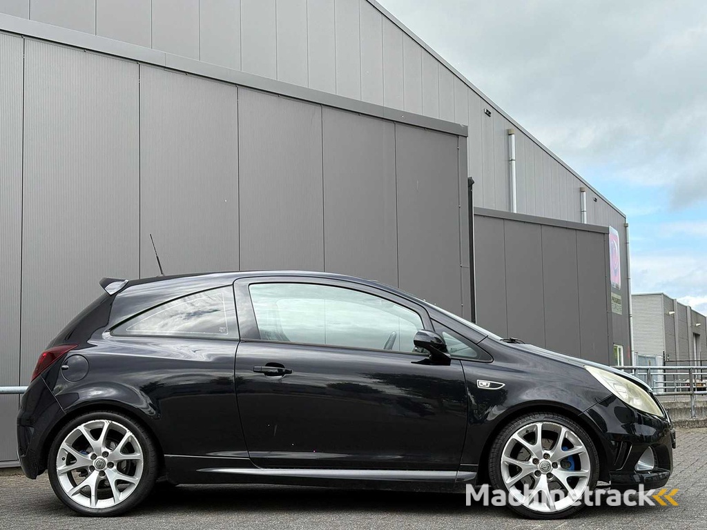 Opel - 2007 - Corsa - 1.6-16V T OPC - 03-XS-JH