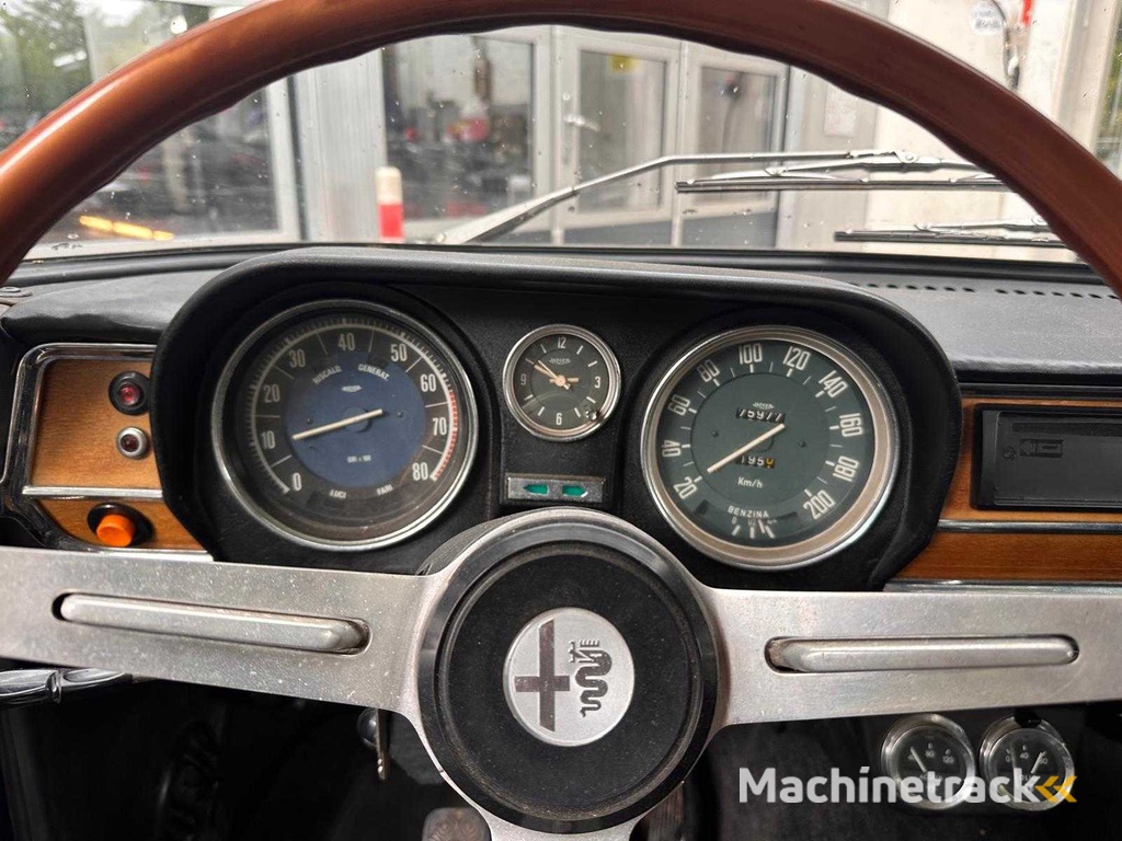 Alfa Romeo - 1973 - Giulia - 1.6 Super - 67-DT-GP - Personenauto