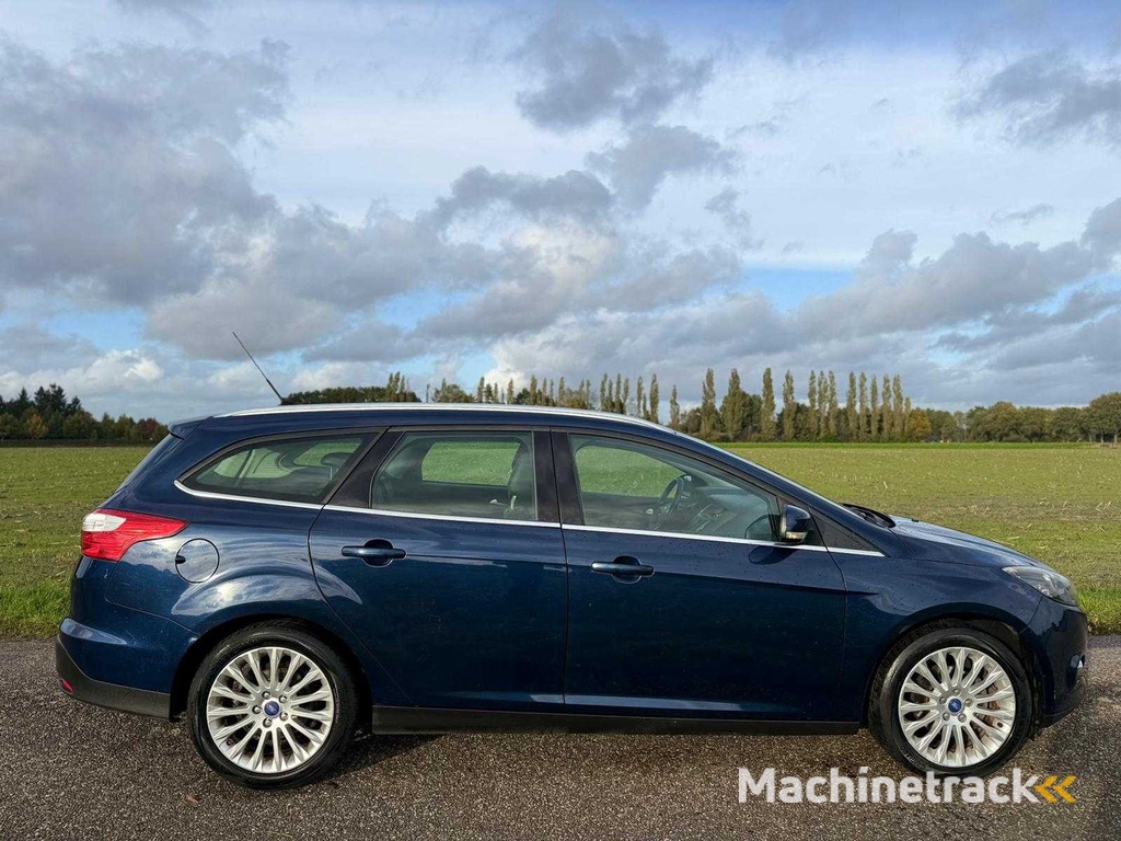 Ford - 2011 - Focus Wagon - 1.6 TI-VCT Erstausgabe - 95-SBV-7