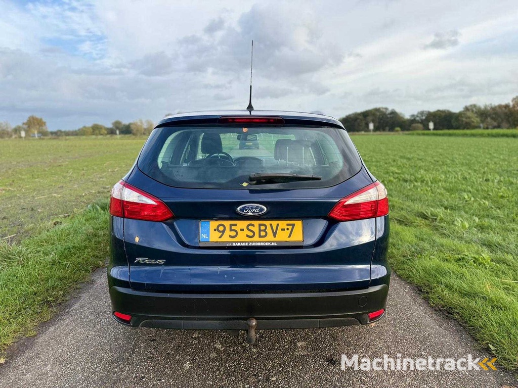 Ford - 2011 - Focus Wagon - 1.6 TI-VCT Erstausgabe - 95-SBV-7