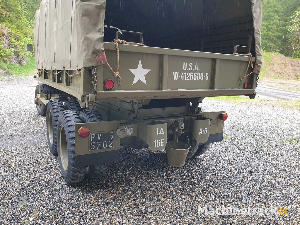 GMC - 353 - American military truck