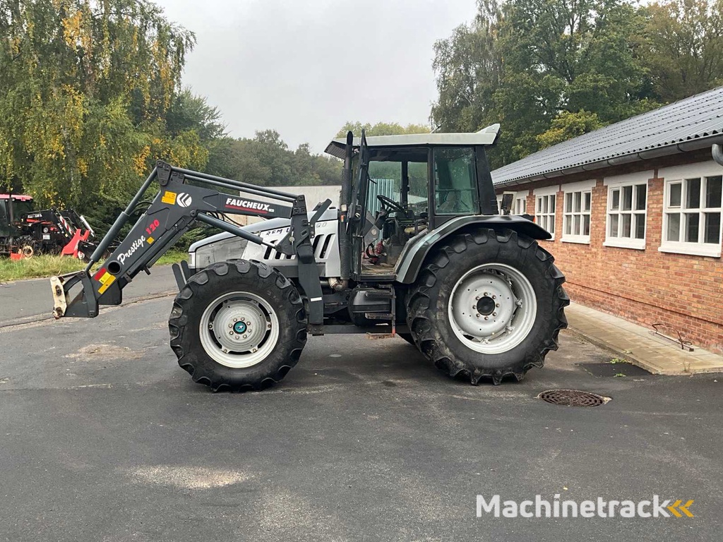 Lamborghini 1300 DT Premium 4-Wheel Drive Tractor - 2000