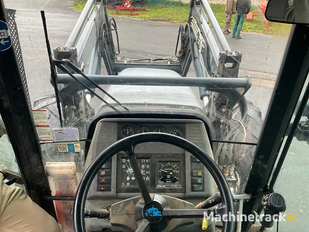 Lamborghini 1300 DT Premium 4-Wheel Drive Tractor - 2000