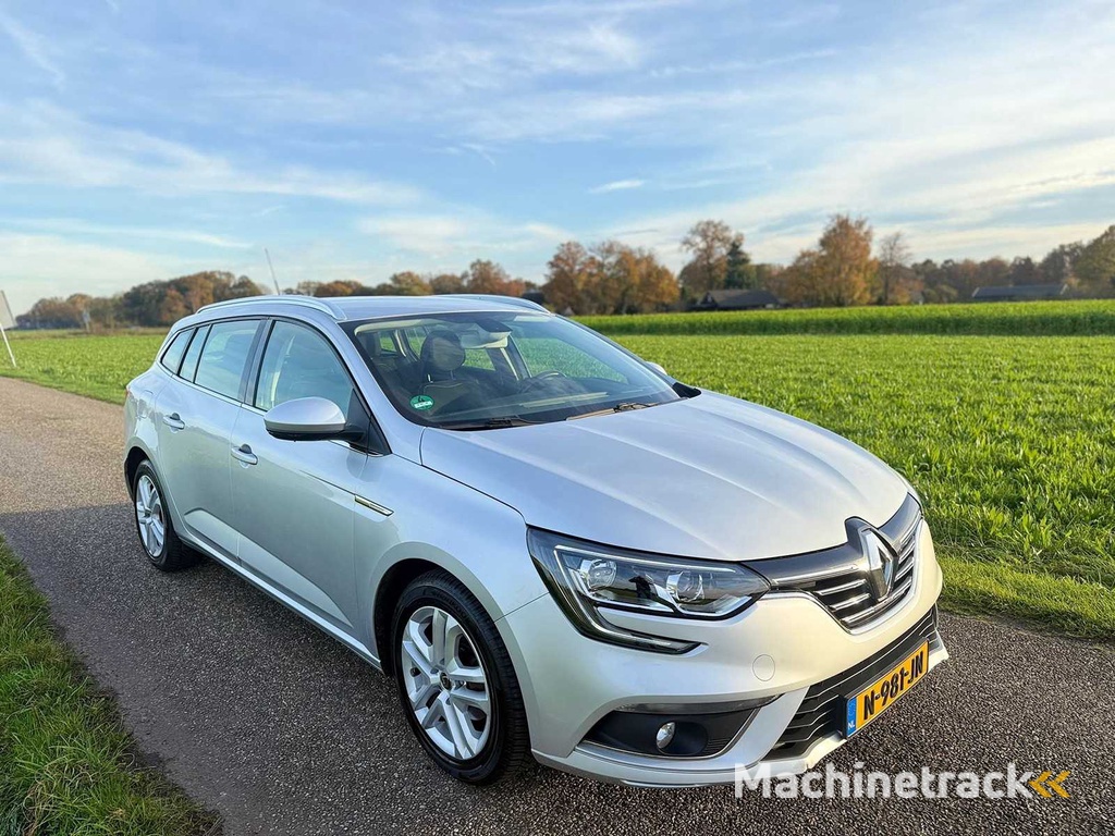 Renault - 2019 - Mégane Kombi - 1.3 TCe Limited - N-981-JN