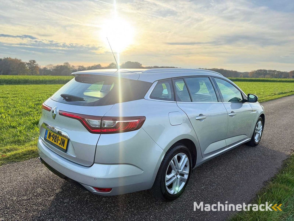 Renault - 2019 - Mégane Kombi - 1.3 TCe Limited - N-981-JN