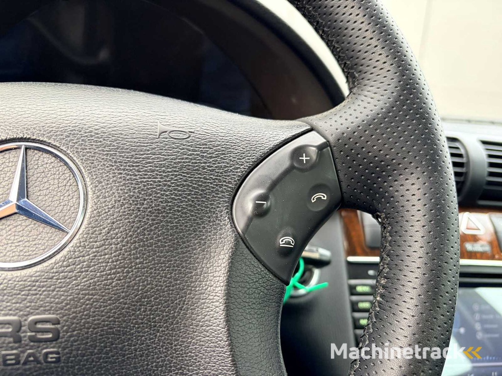 Mercedes-Benz - 2005 - C-klasse - 180 K. Classic - 76-RJ-HN