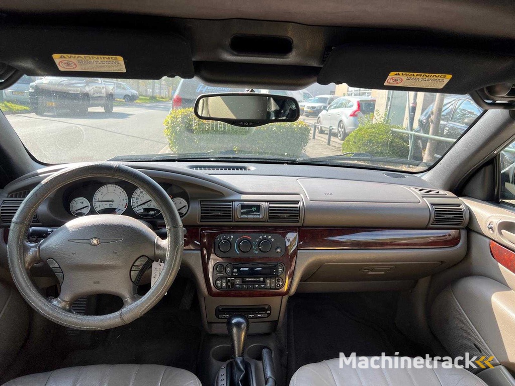 Chrysler - 2001 - Sebring - 2.7i-V6 24V LX Conv. - 72-HG-HN