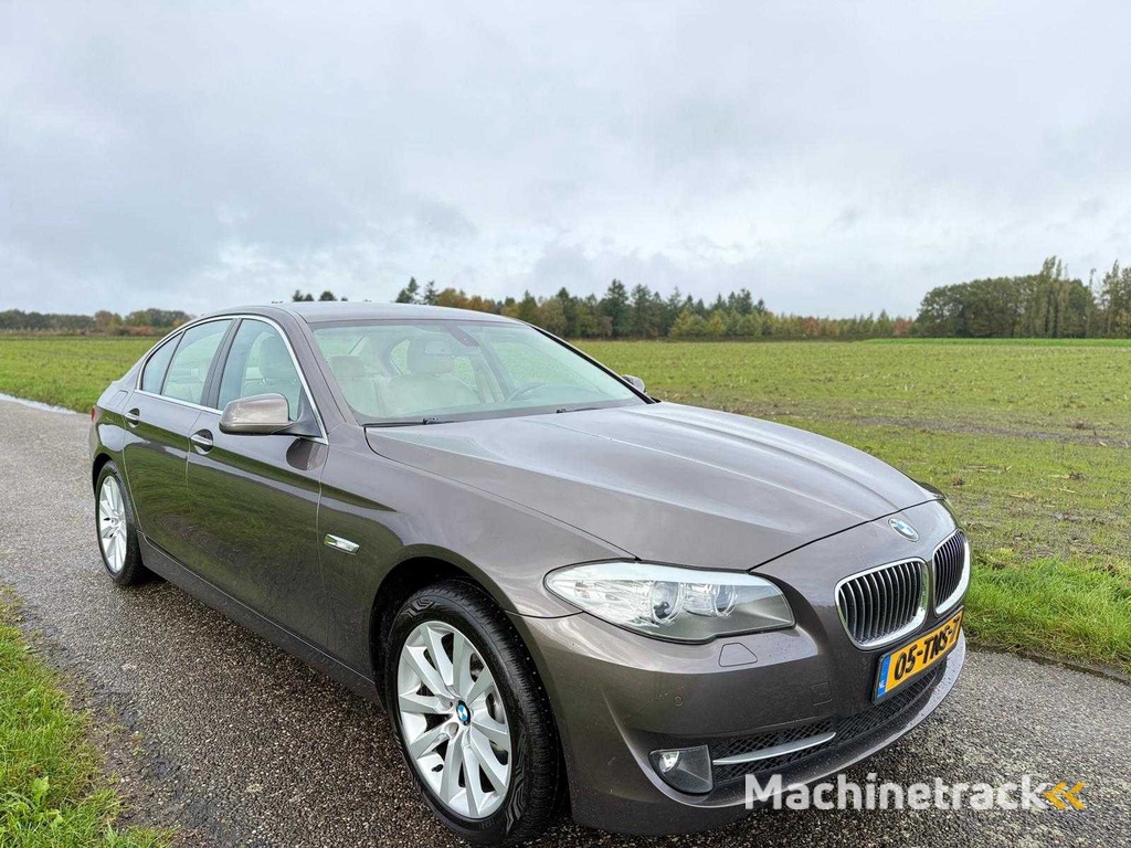 BMW - 2012 - 5-serie - 520i Executive - 05-TNS-7