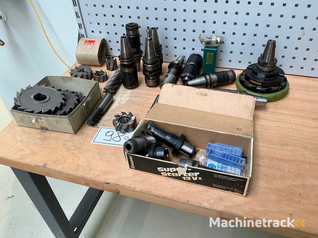Item Machine Tools & Accessories
