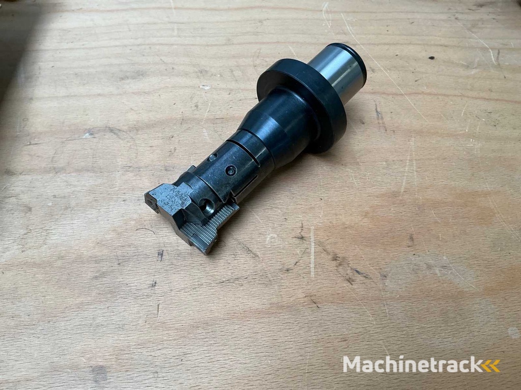 Item Machine Tools & Accessories