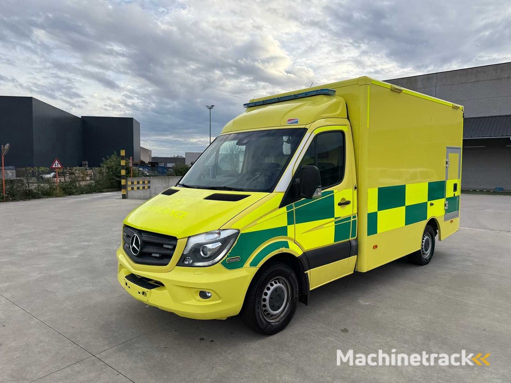 Mercedes - 2016 - Sprinter - Ambulance