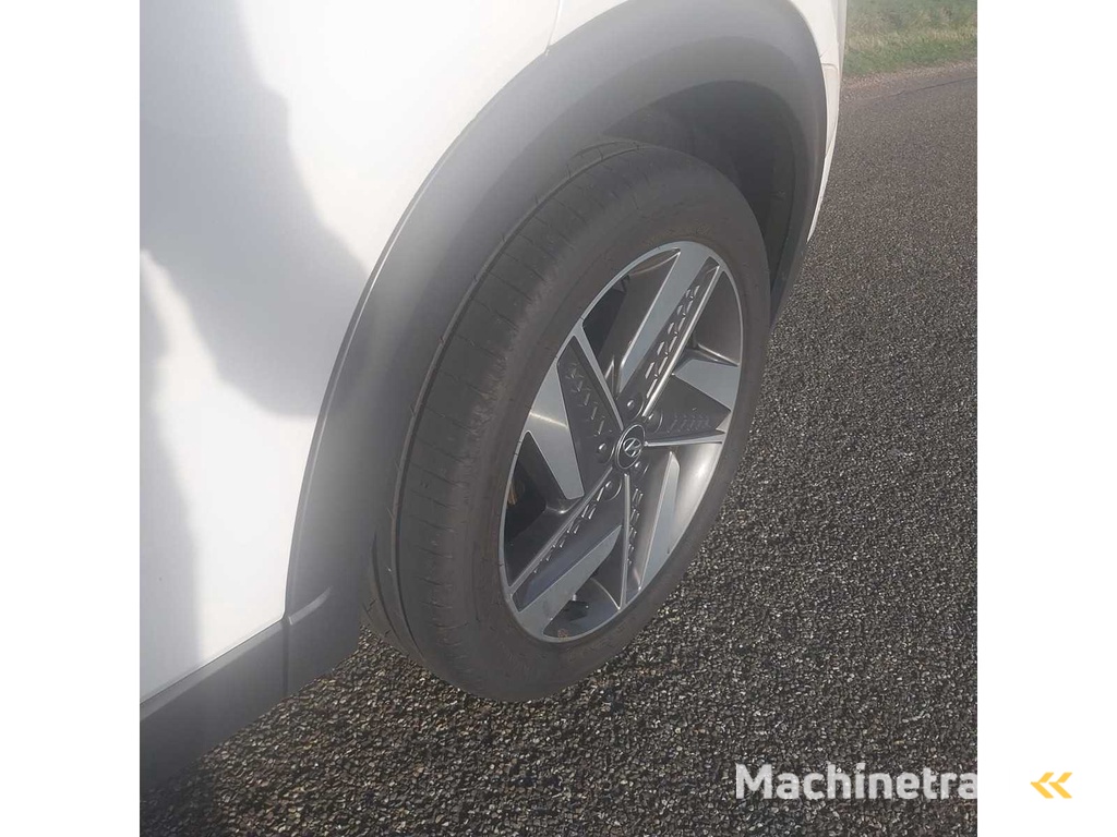 Hyundai - 2019 - NEXO - FCEV Plus Pack - ZJ-779-G