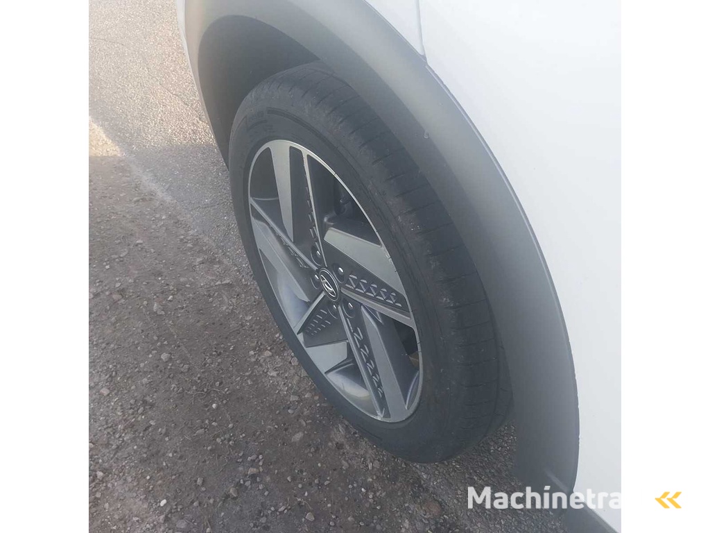 Hyundai - 2019 - NEXO - FCEV Plus Pack - ZJ-779-G