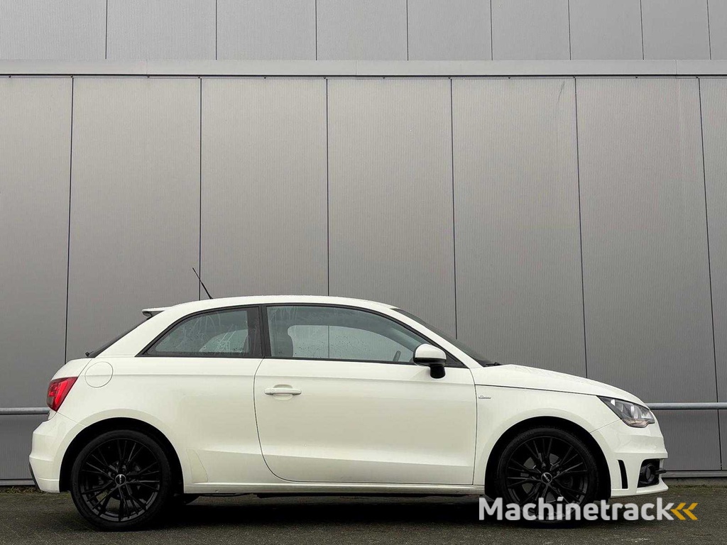 Audi - 2010 - A1 - 1.4 TFSI Attr. PL. - XD-136-T