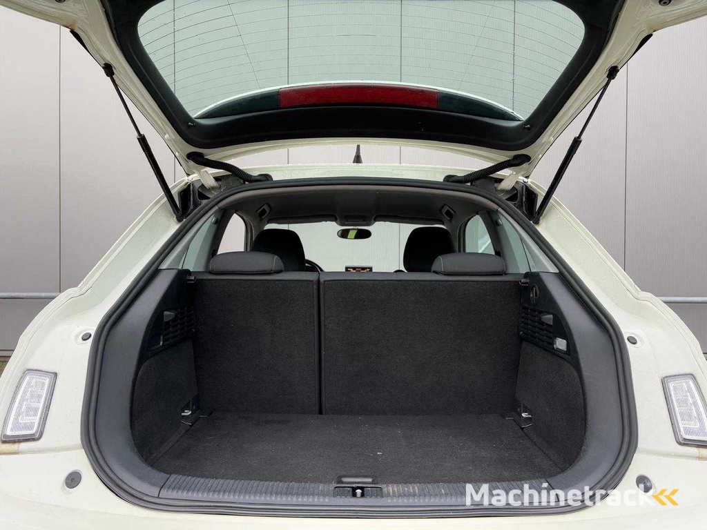 Audi - 2010 - A1 - 1.4 TFSI Attr. PL. - XD-136-T