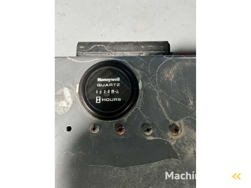 SkyJack SJIII3226 - Hoogwerker werkhoogte 9,9M uitschuifbaar 3M, 229 uur