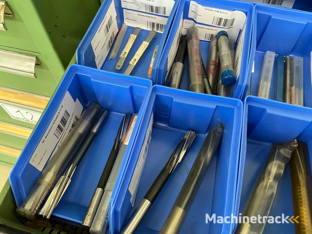 Large batch of machine tools and accessories with workshop cabinet