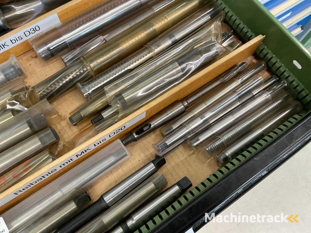 Large batch of machine tools and accessories with workshop cabinet